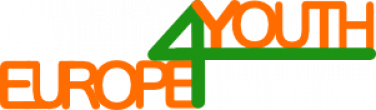 Logotyp Stowarzyszenia Europe for Youth. Pomarańczowa nazwa rozdzielona zieloną cyfrą 4.